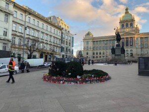 2019-01-18t161353z_753931170_rc1a9ff47920_rtrmadp_3_czech-self-immolation-e1547828900940