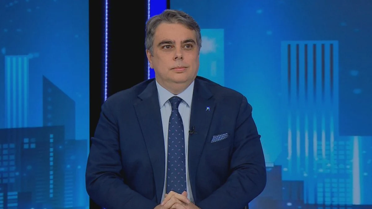 Асен Василев: Държавата няма как да определи справедлива цена на 60 000 артикула