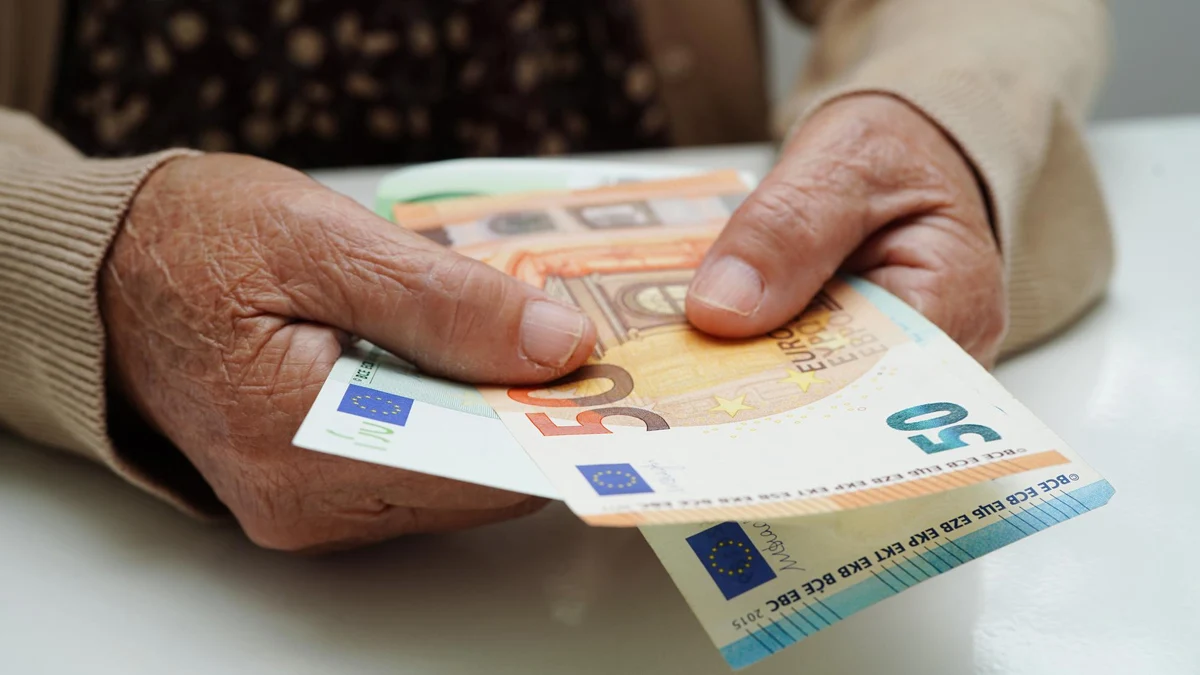 Правителството промени графика за плащане на пенсиите