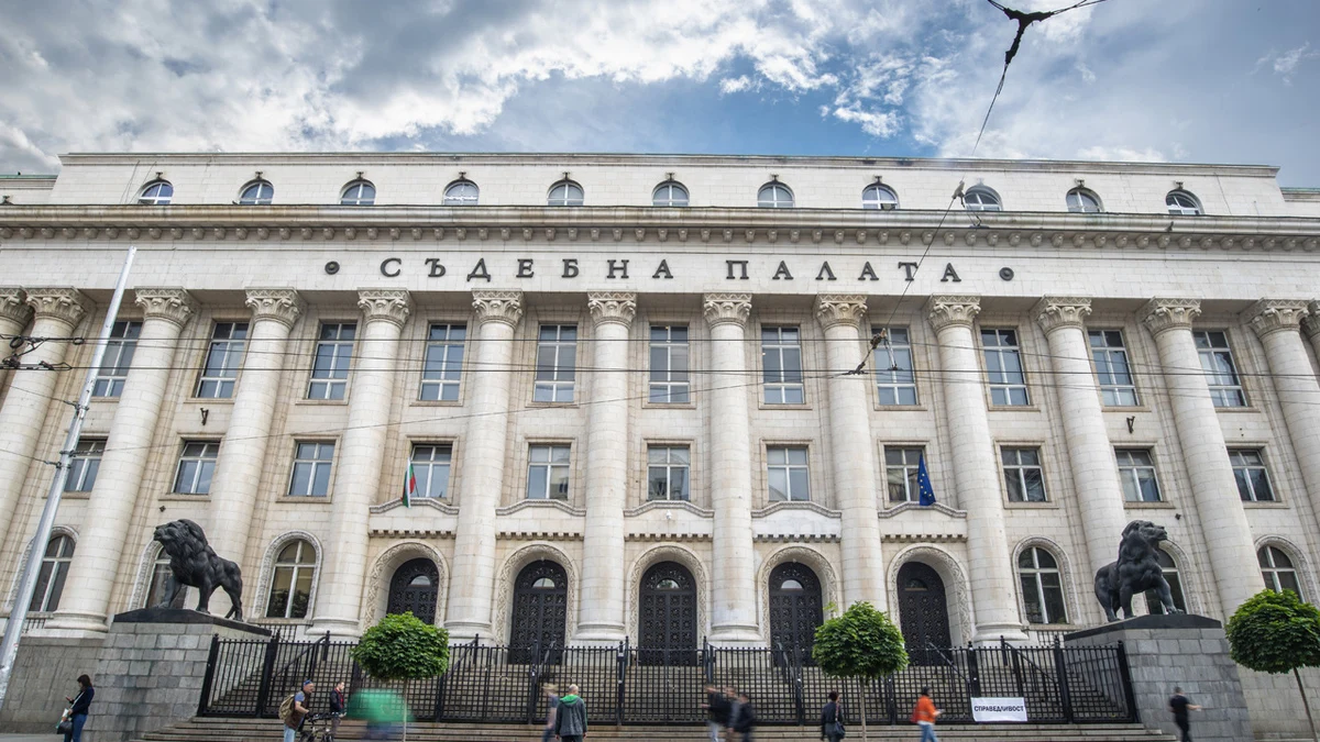 Петьо Петров - Еврото се размина само със символична глоба