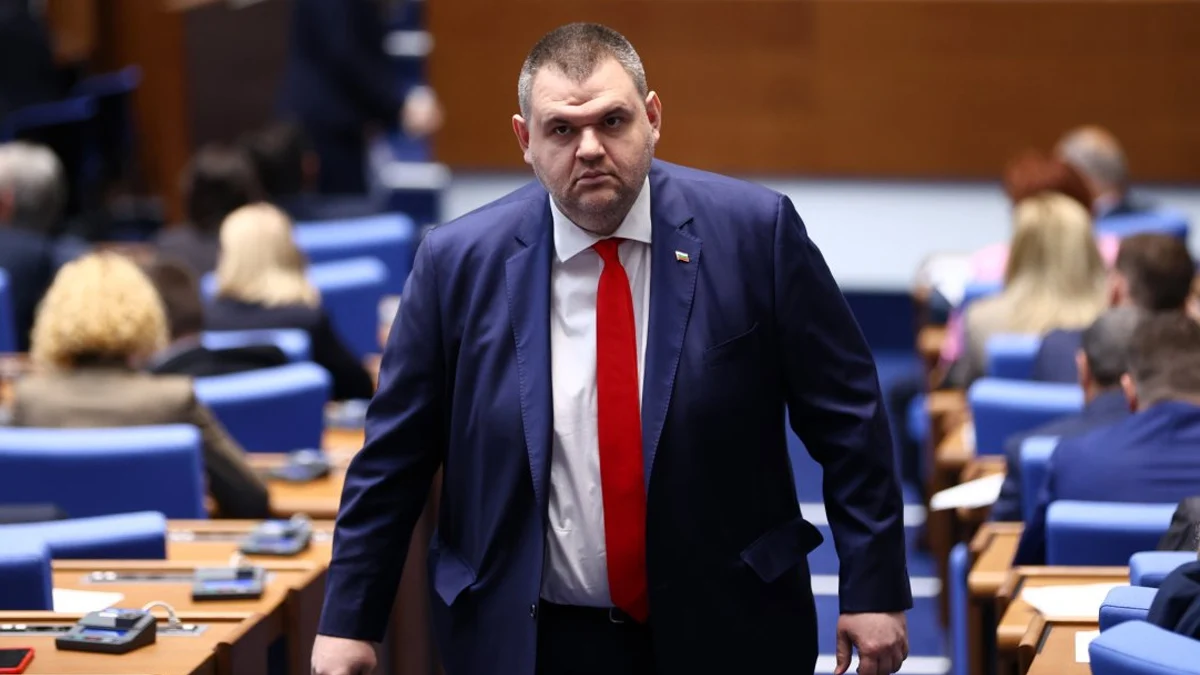 ДБ сезира ГДБОП за пътуванията на Пеевски до Дубай
