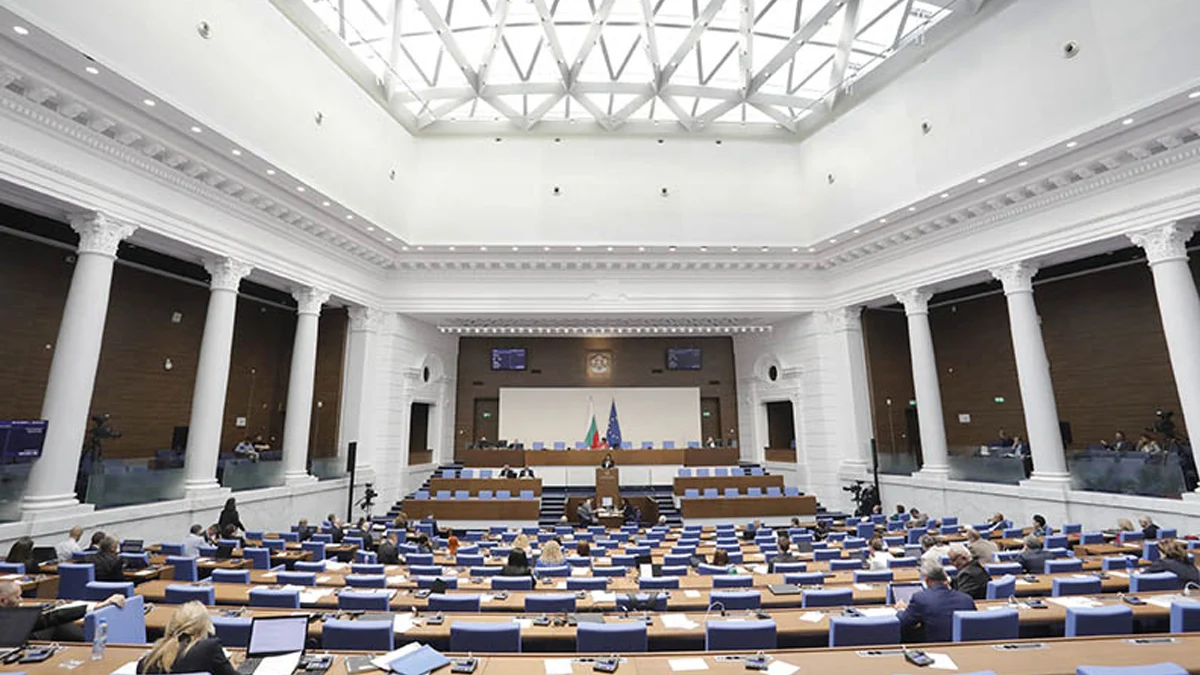 Топ 3 на най-големите длъжници към хазната в новия парламент