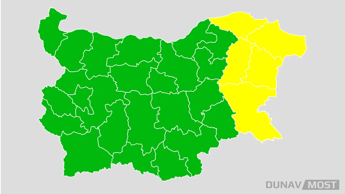 Силни гръмотевични бури ще ударят Източна България