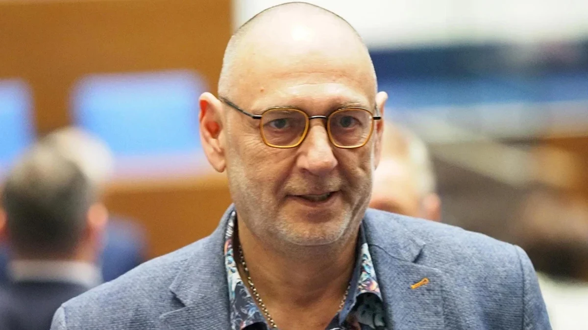 Любен Дилов излезе от кома