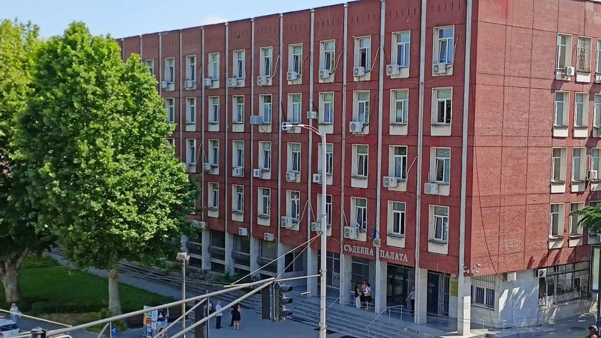 Фалшив репортаж с политици подведе жена да преведе 33 000 евро на измамници