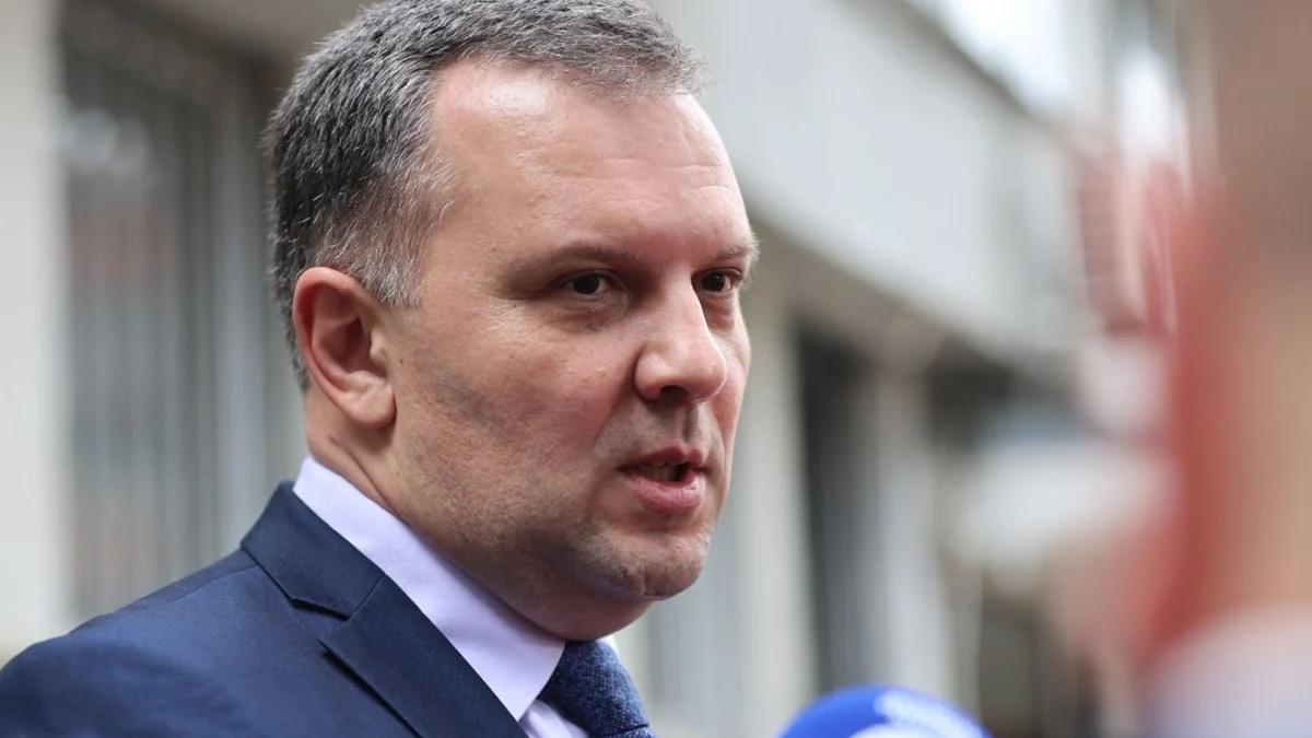 Николай Найденов сезира ВСС заради реабилитиран педофил, назначен в училище