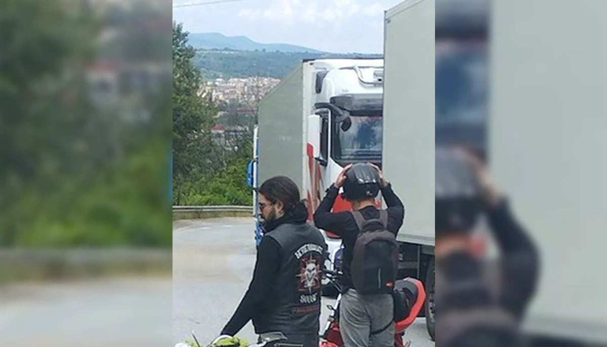 Моторист се заби в кола край Монтана