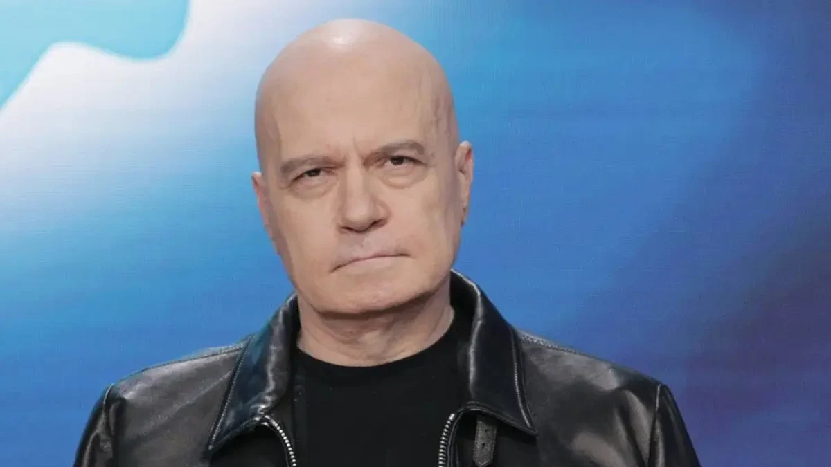 Слави Трифонов се сбогува с Любен Дилов-син