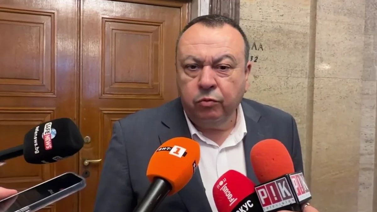Хамид Хамид: ГДБОП изфабрикува лъжа за полета на Делян Пеевски и Десислава Атанасова