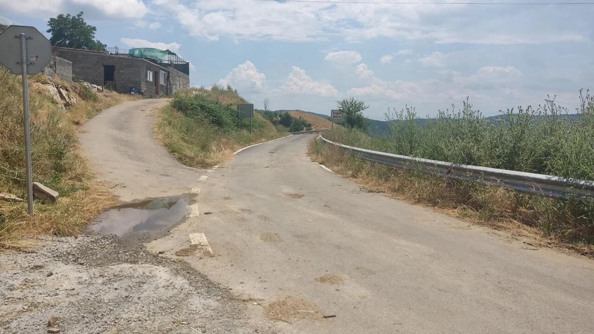Задържаха чиновник след съмнителни пътни ремонти в Кърджали