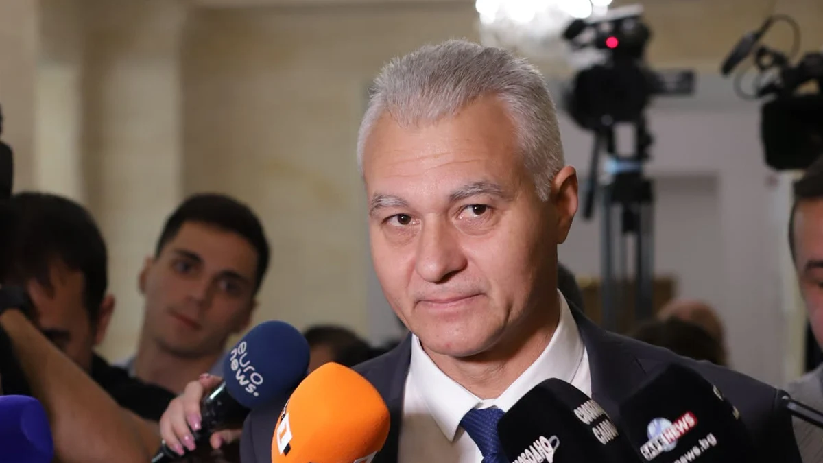 ДАНС отряза 25 чужденци за българско гражданство