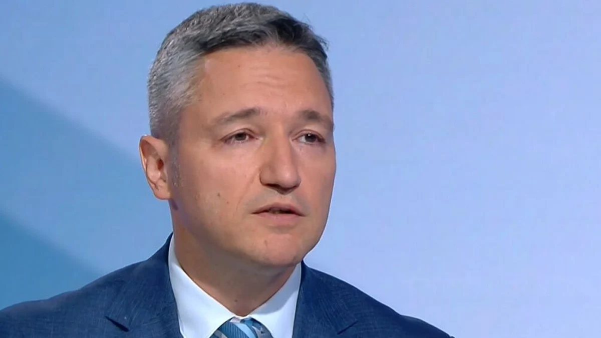 Кристиан Вигенин: Самолетите в Безмер ни въвличат в чужда война