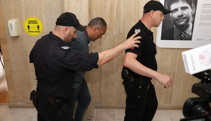 Съдът върна в ареста началника на „ВиК - Несебър“