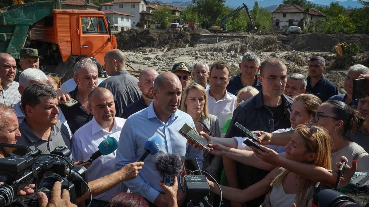 Румен Радев: Българската държава няма да изостави своите граждани на стихията