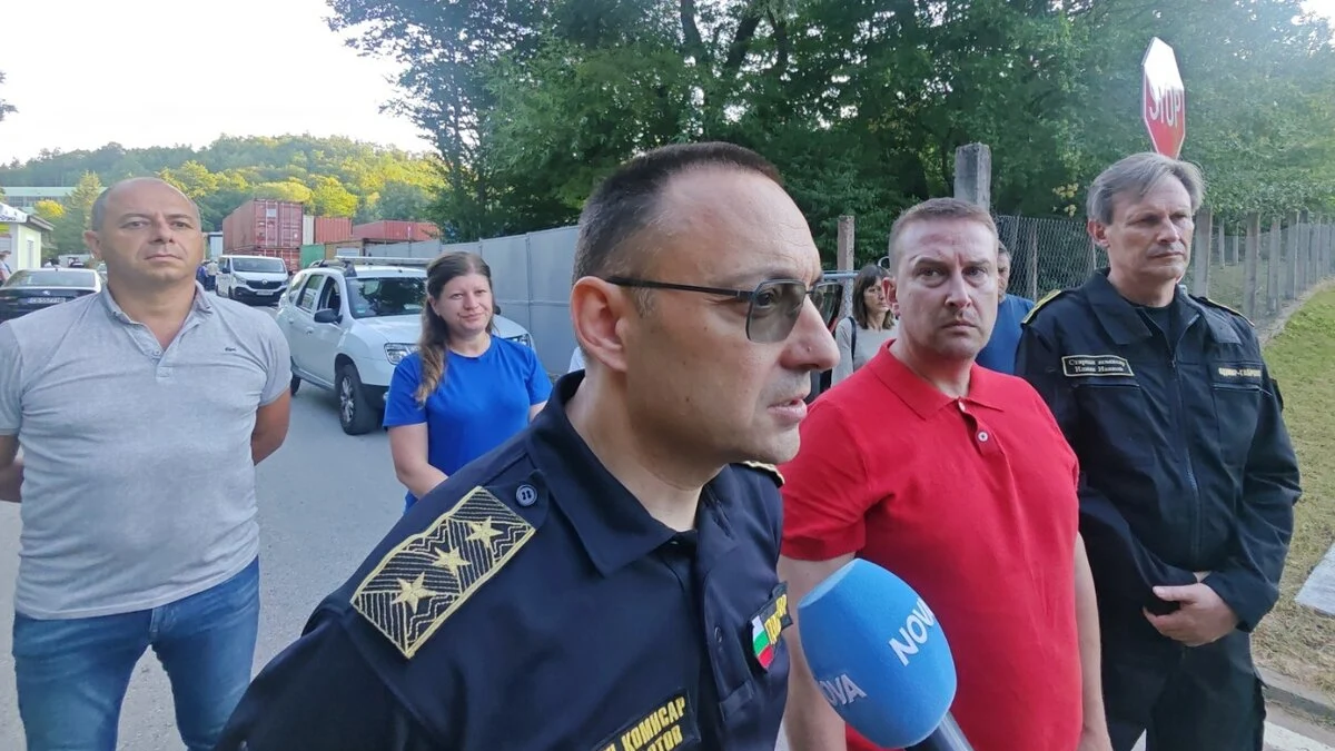 Александър Джартов: Пожарът край Трявна е под контрол