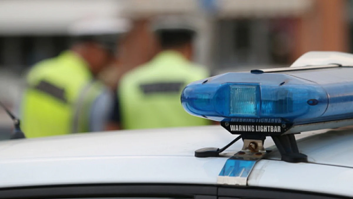 Задържаха дрогиран шофьор след опит за подкуп на полицаи край Поморие