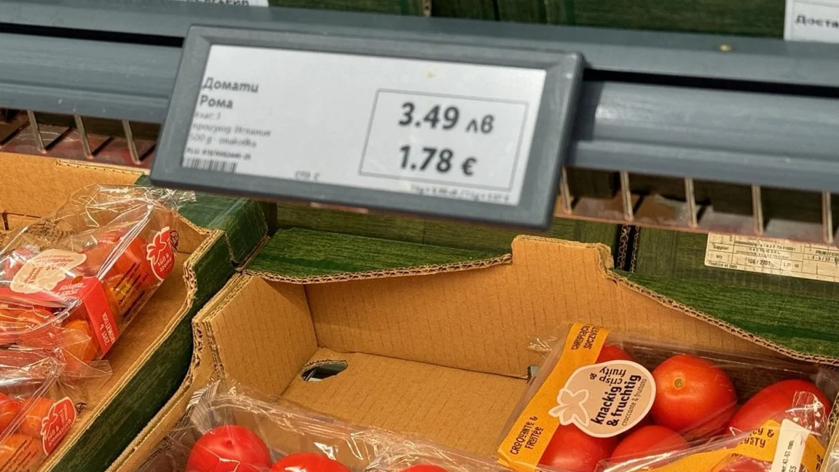 Магазините масово продължават да работят с двойни цени