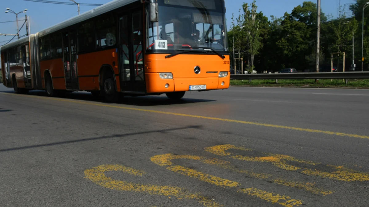 ПП предлага общините да пускат таксита в бус лентите