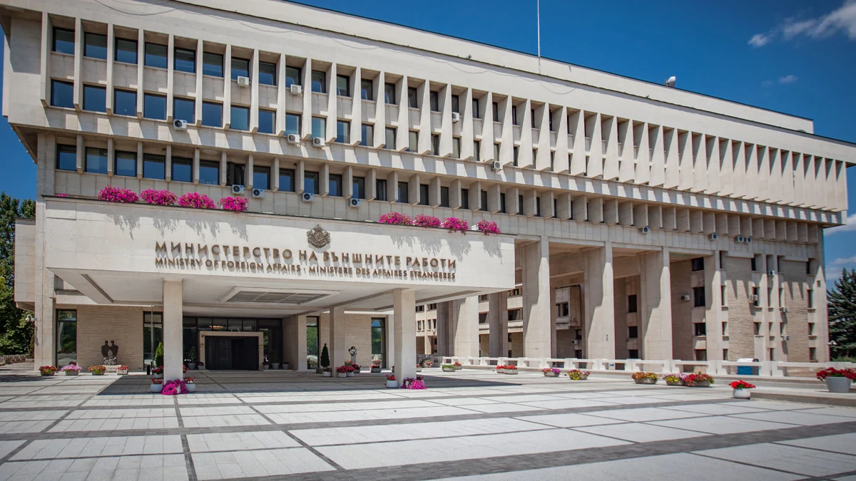 МВнР разпореди пълна ревизия на посолството ни в ОАЕ