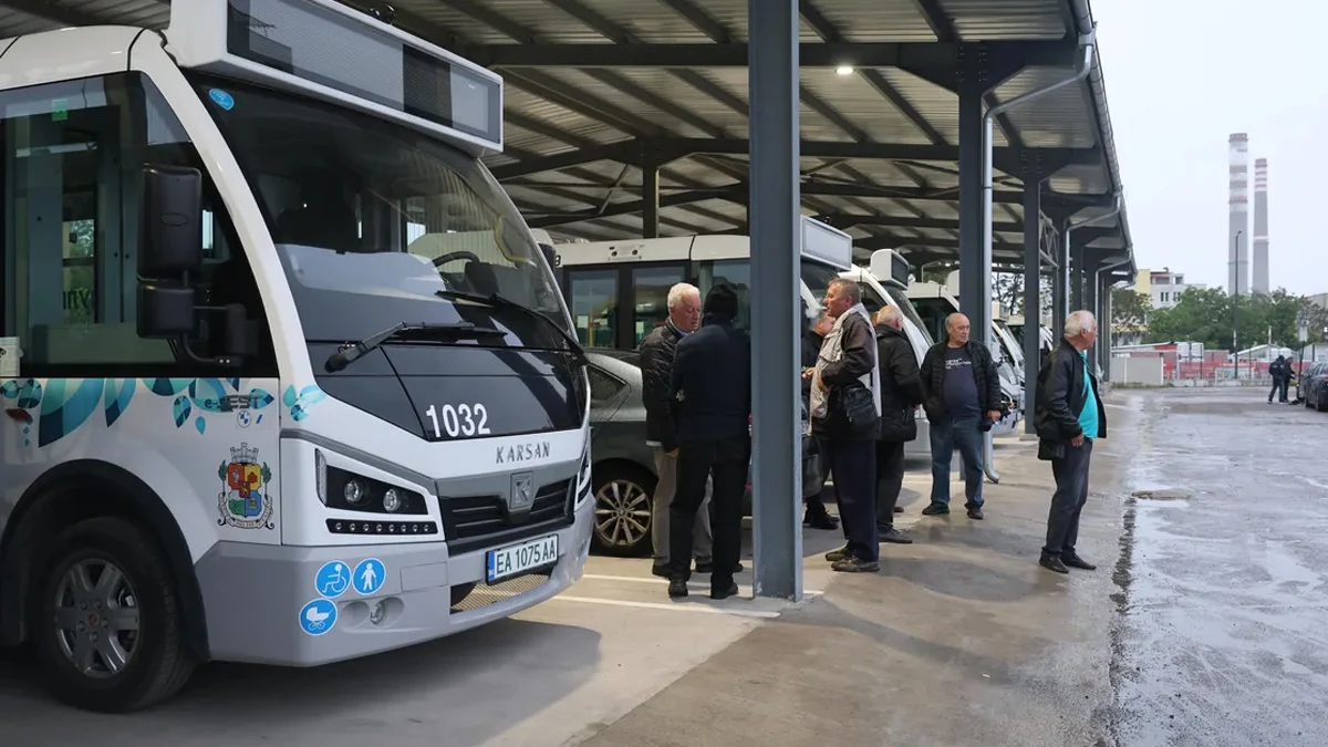 Автобусните билети поскъпват с до 20 процента