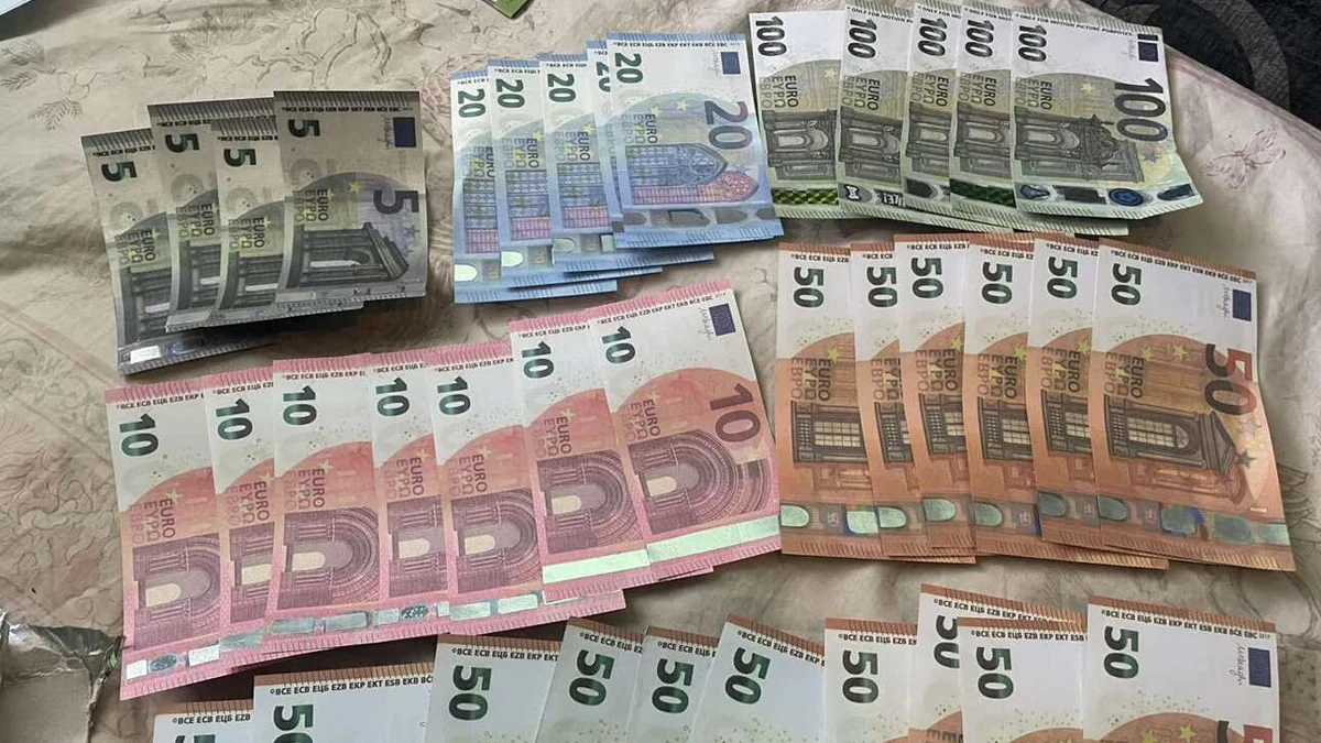 Разбиха домашна печатница за фалшиви евро в Шумен