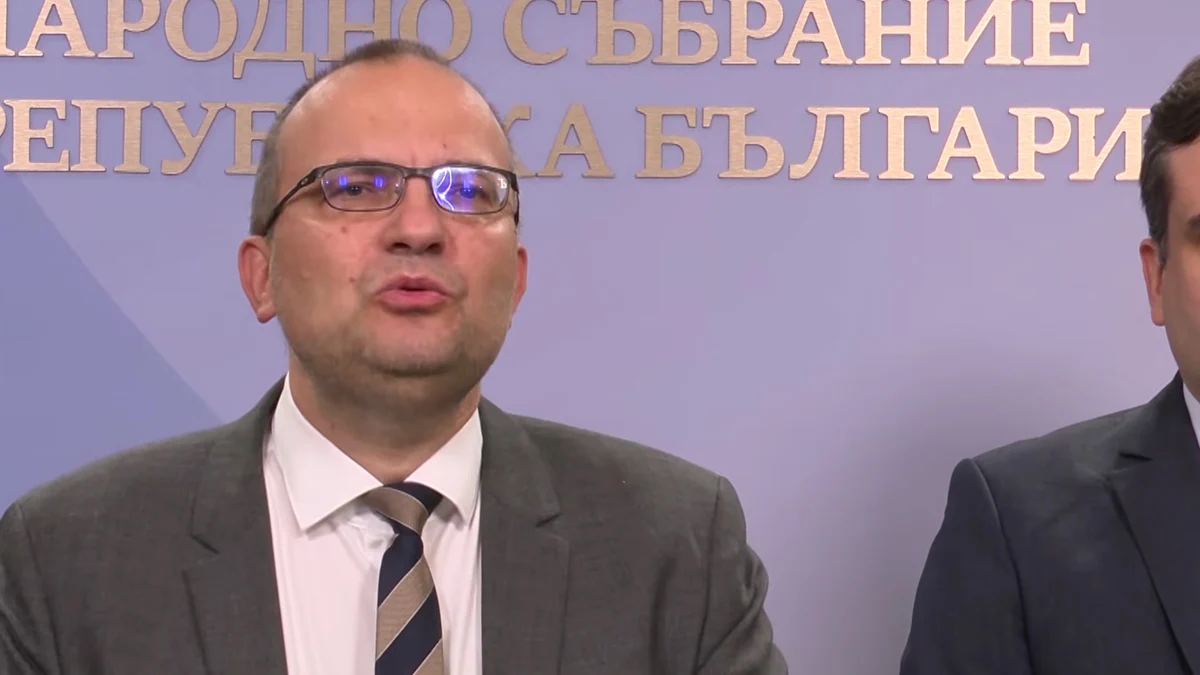Мартин Димитров: Кабинетът няма план за бюджетния дефицит