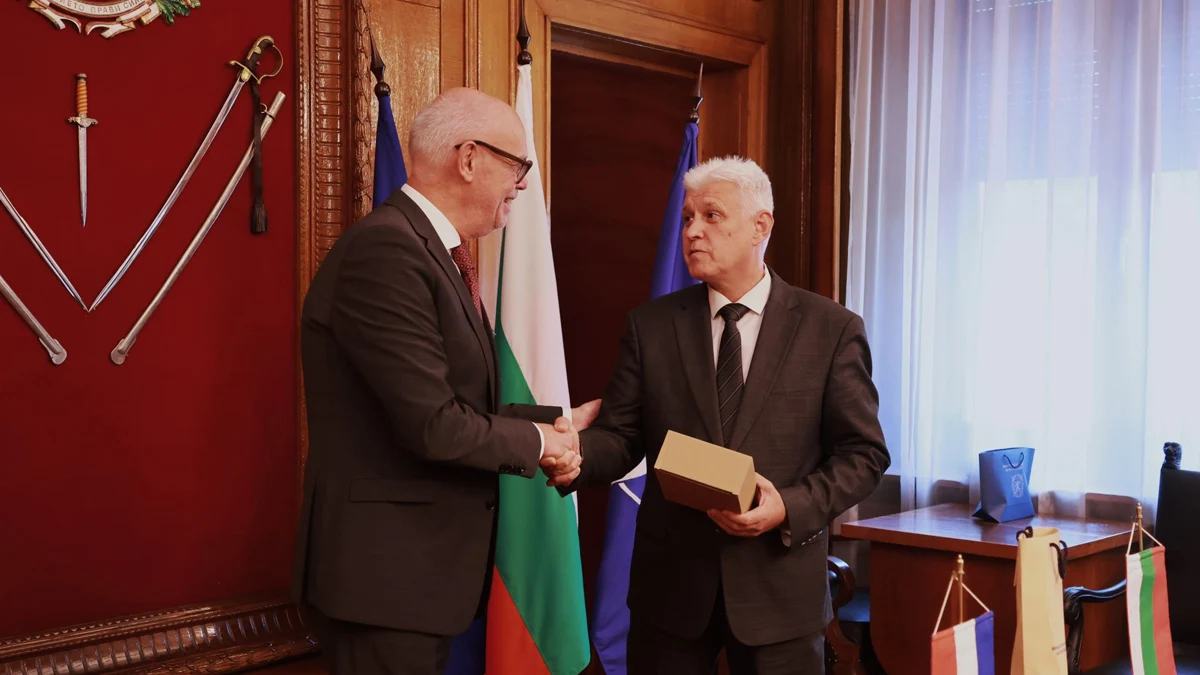 България поиска осем изтребителя от Нидерландия
