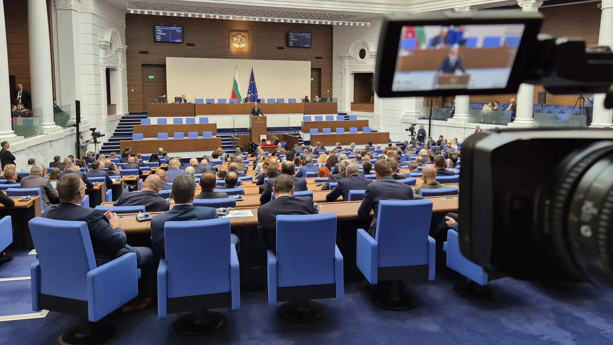 Народното събрание гласува нови правила за чистия въздух