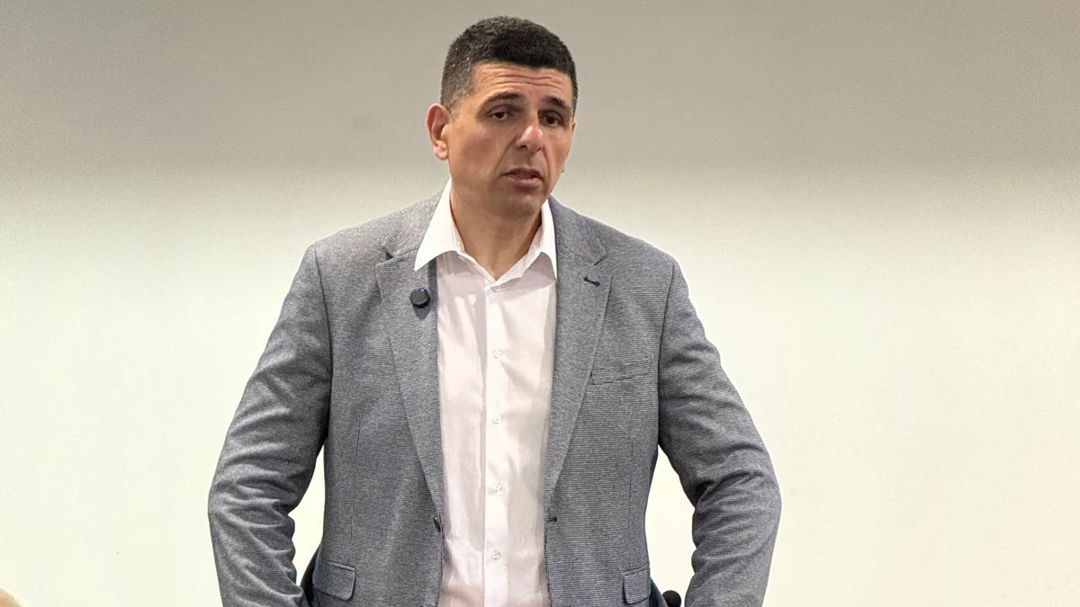 Ивайло Мирчев: Обвиняемите за палежа на Starlink избягаха от България