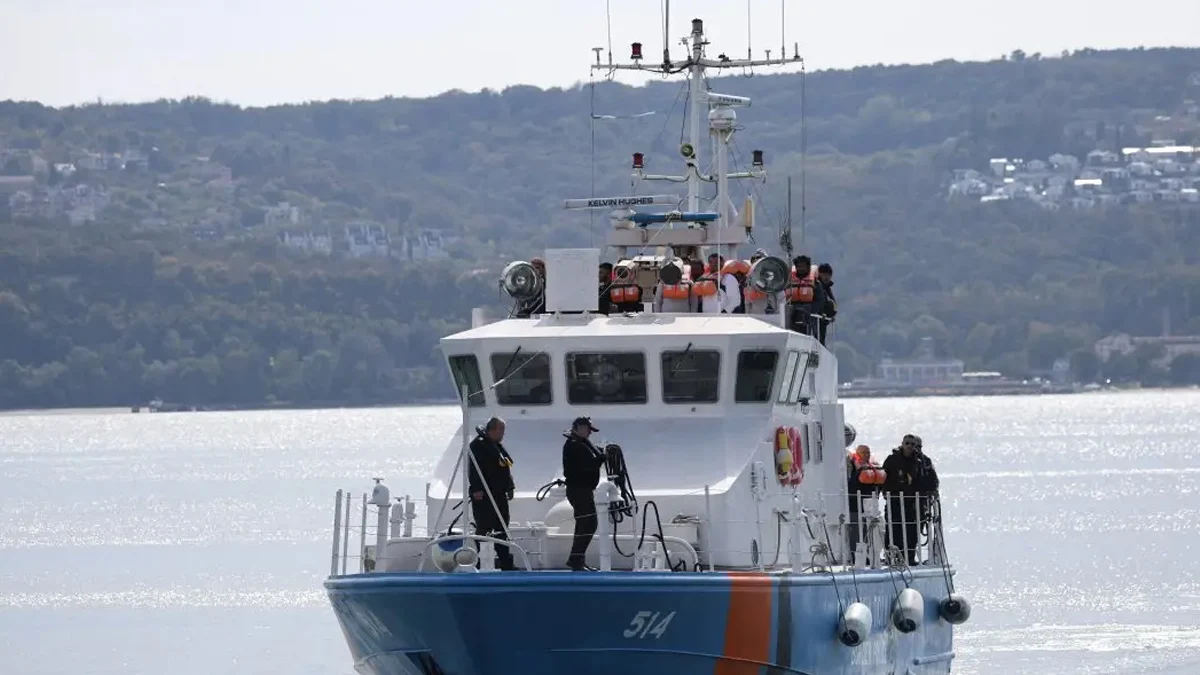 Продължава издирването на моряците от „Алфа Уатан“