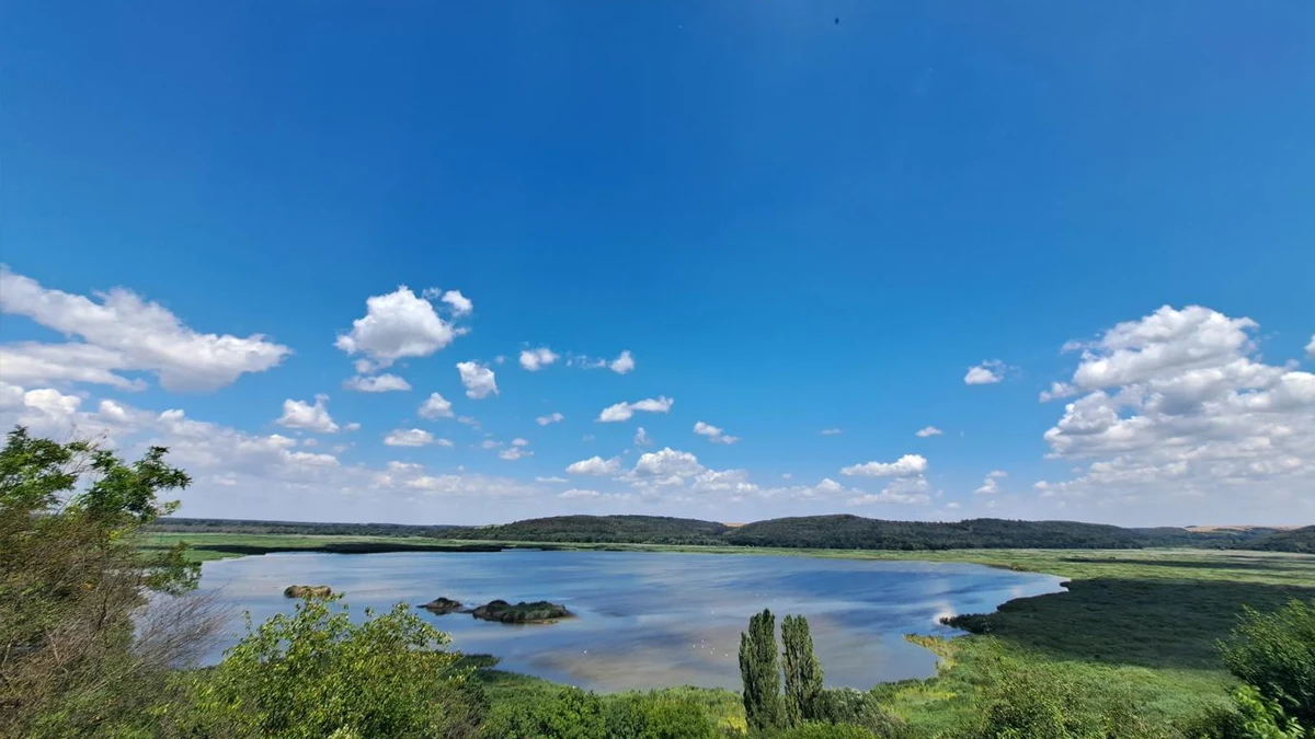 Над 5 милиона кубика вода от Дунав спасиха езерото „Сребърна“